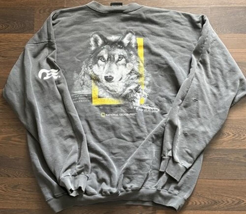 Vintage 2000 National Geographic Wolf Crewneck Grunge Sz L